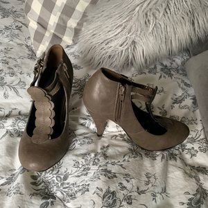 Vintage inspired heels